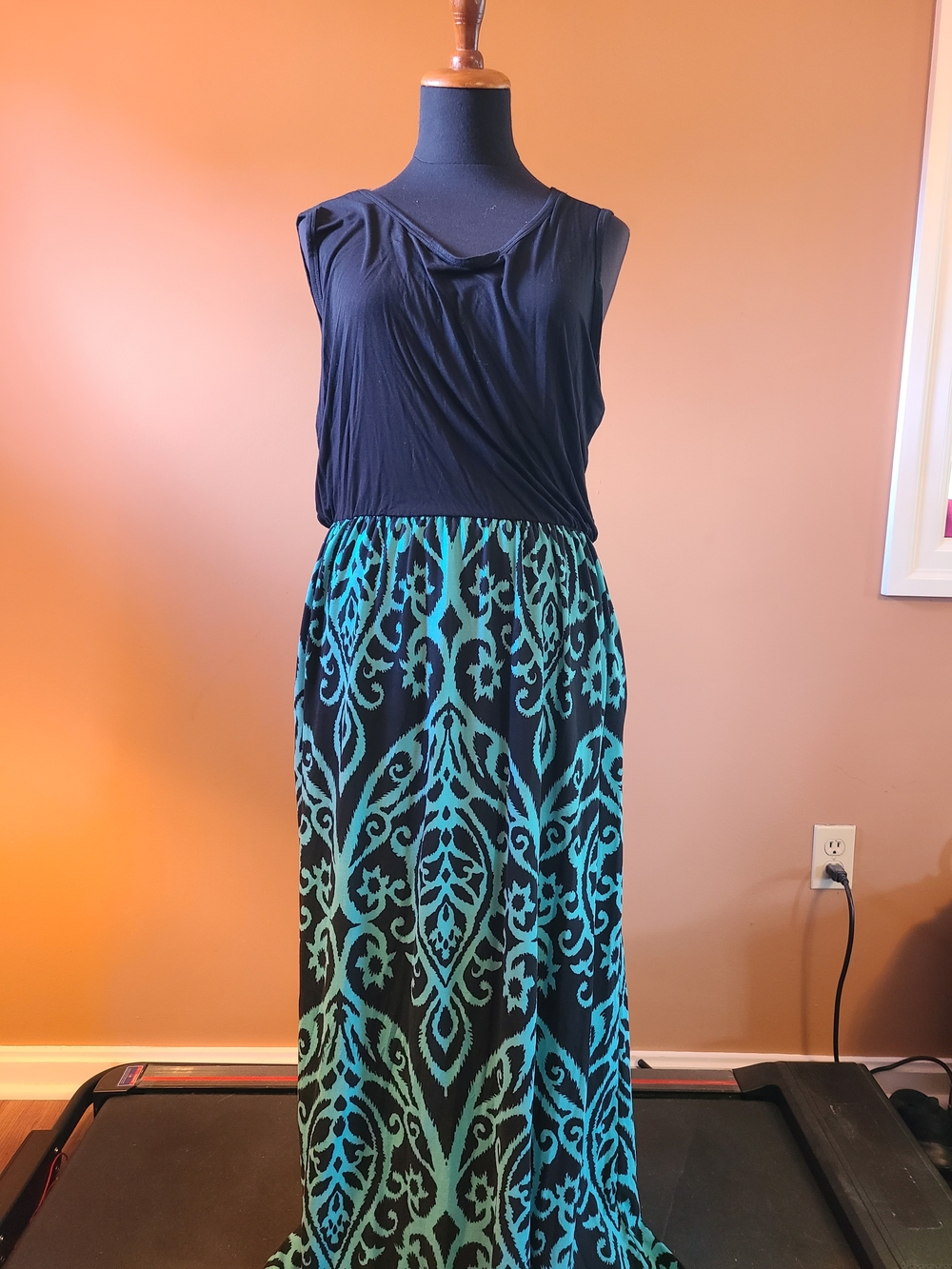Black & Teal Patterned Maxi Dress - Women